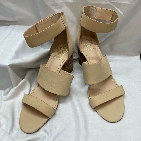 NEW Vince Camuto "Junette" Leather High Heel Sandals Shoes Size 9 1/2 Cream. - Picture 6 of 6